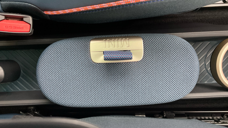 MINI Aceman 135kW E Classic 43kWh 5dr Auto Electric Hatchback